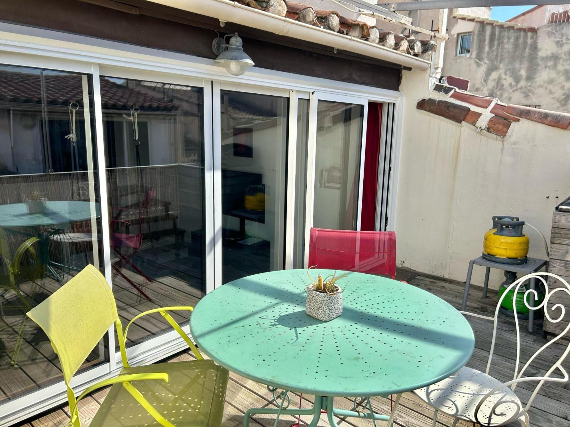 Le Panier - Joli Duplex Centre Historique Avec Grande Terrasse Et Balneo Proche Vieux Port Apartment Marseilles