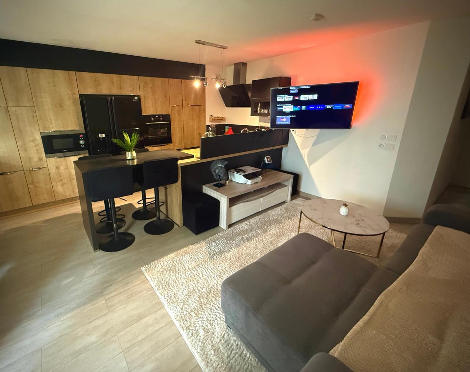 Pied-a-terre De Reve A - Confort & Style & Moderne & Equipe & Cosy Apartment *