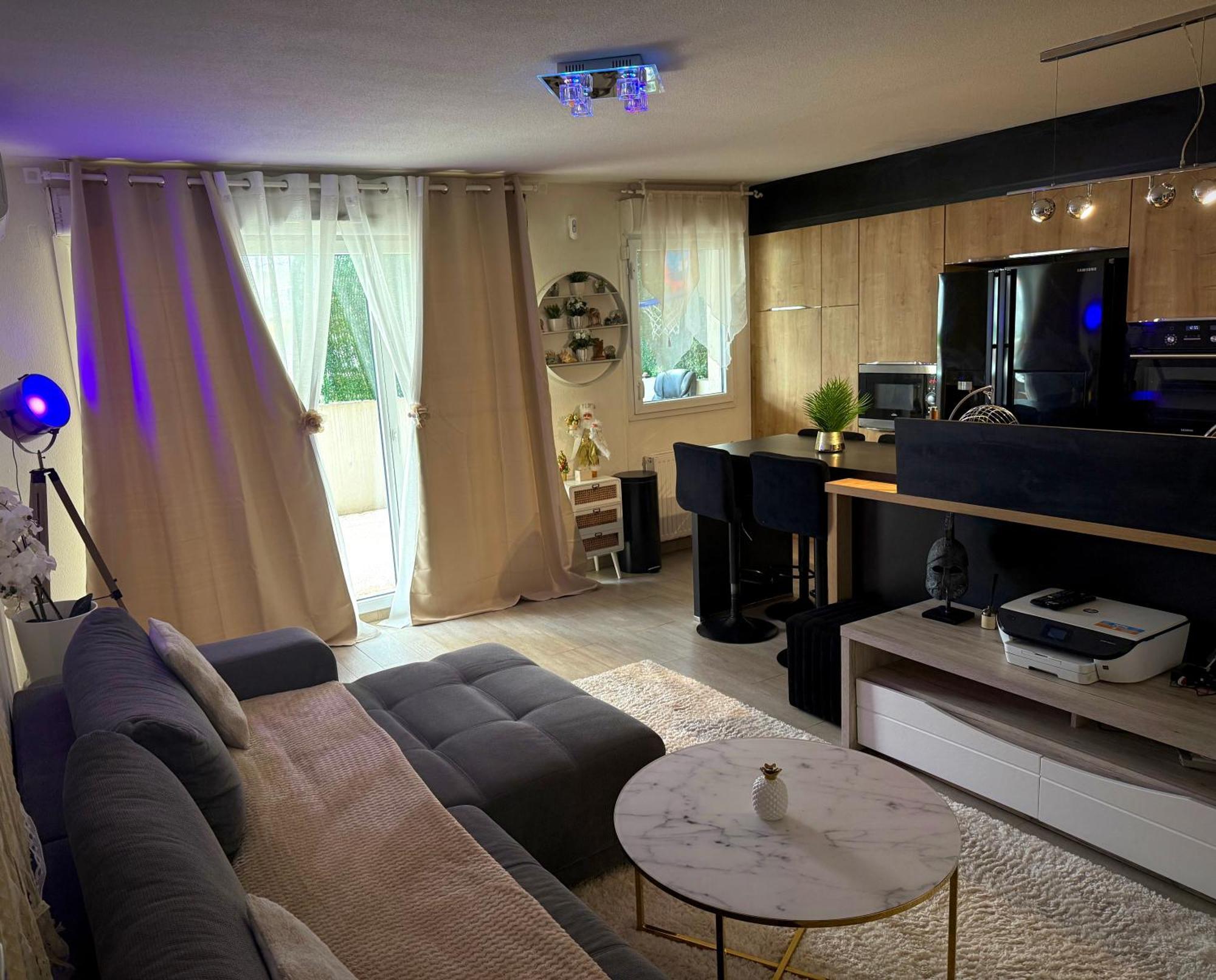Pied-a-terre De Reve A - Confort & Style & Moderne & Equipe & Cosy Apartment *