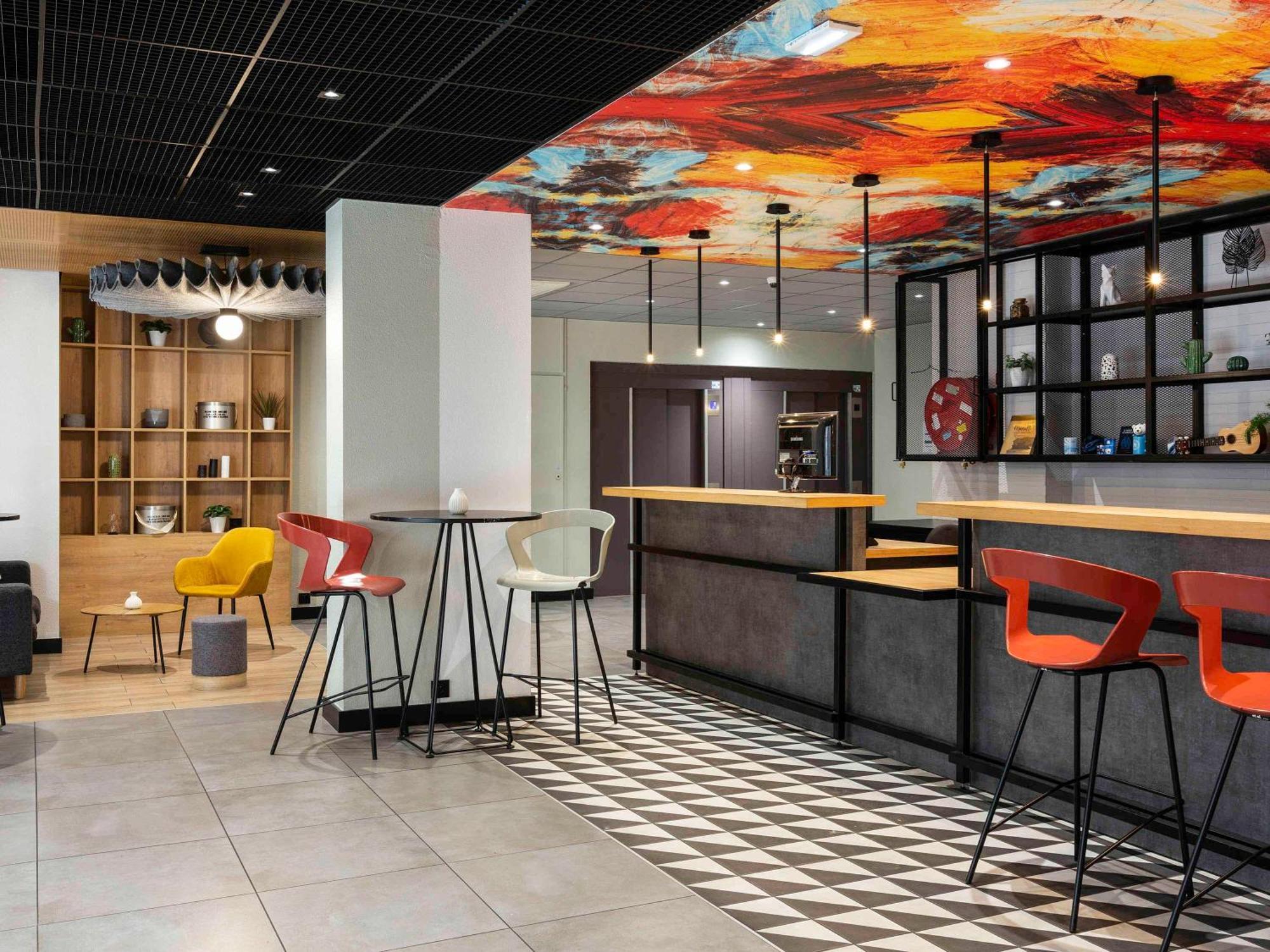 Ibis Centre Prefecture Marseilles