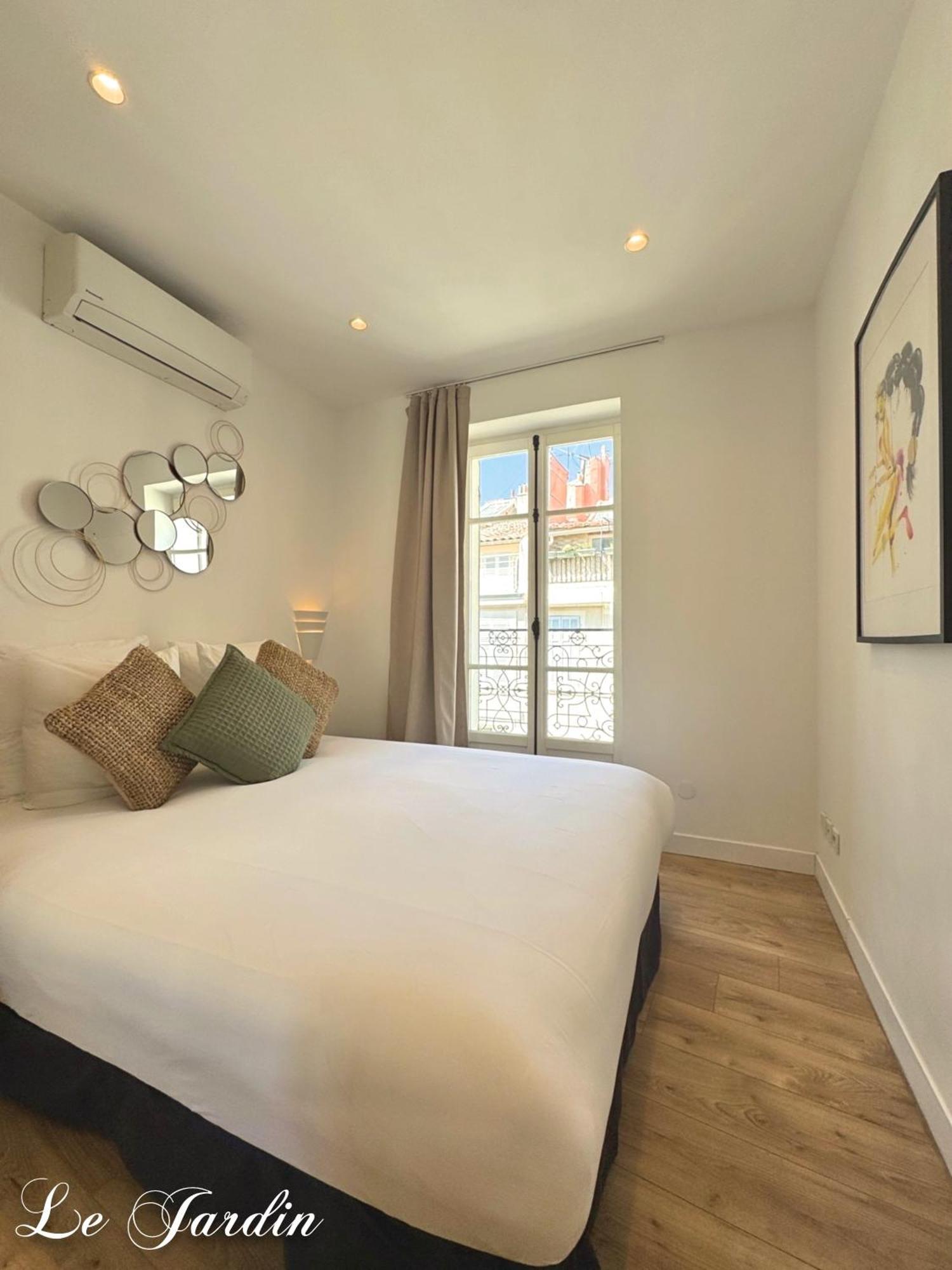 Appart hôtel Du Vieux Port 4*