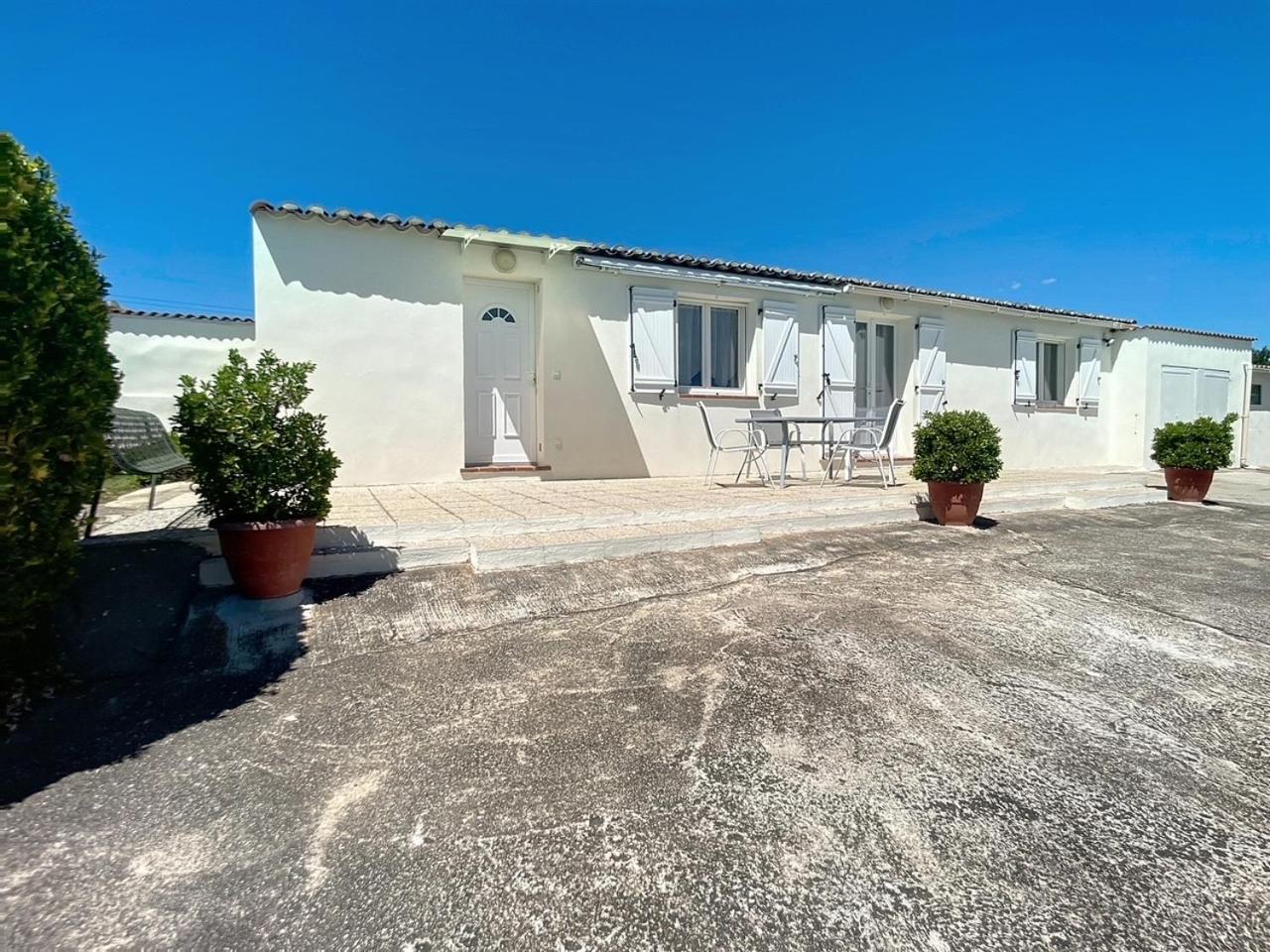 Maison 50m2 Dans Propriete Privee A 20 Minutes De La * Marseille