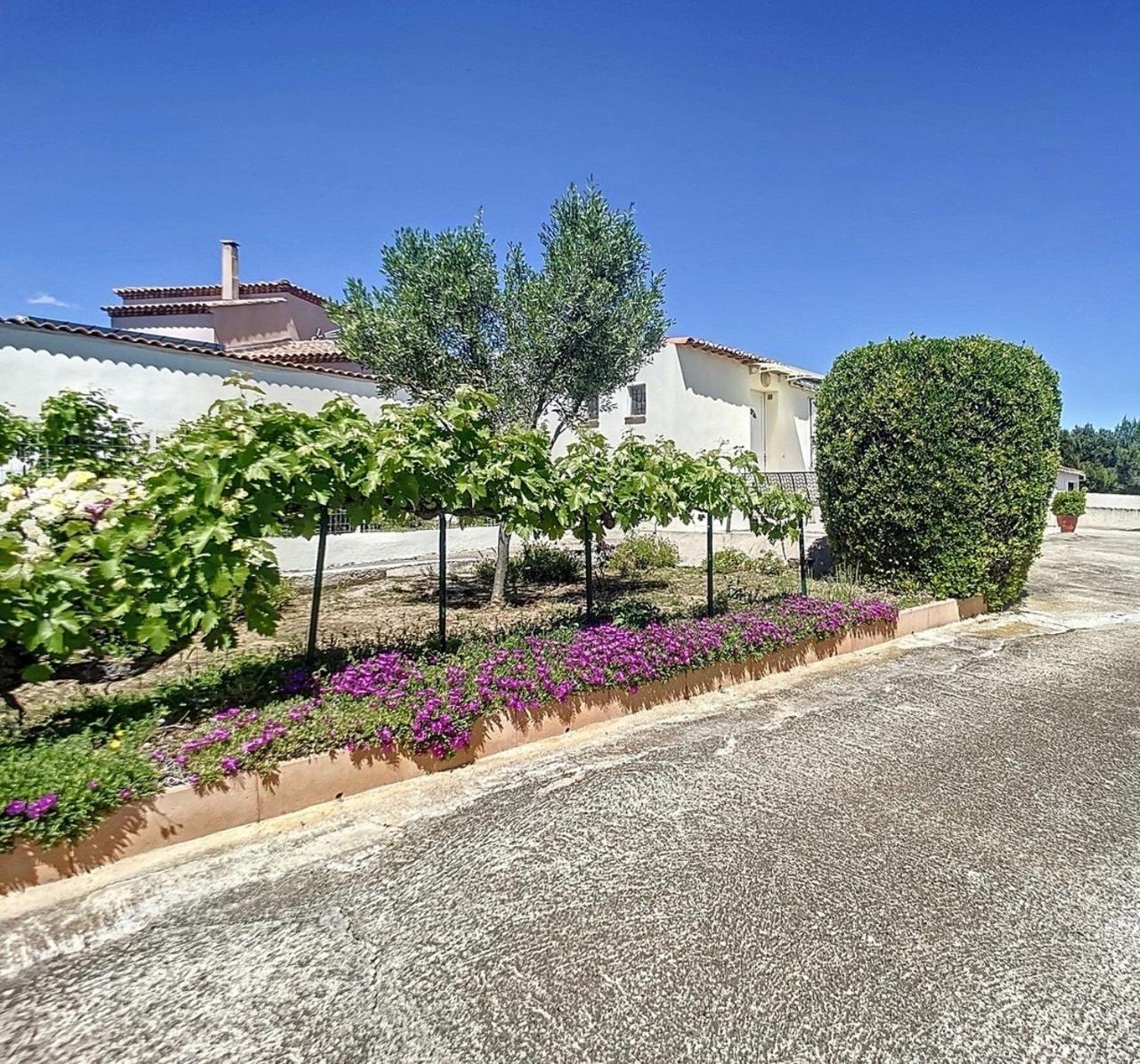 Hébergement de vacances Maison 50m2 Dans Propriete Privee A 20 Minutes De La Marseille