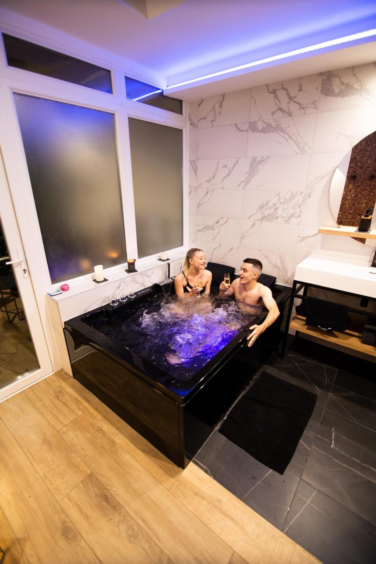 - Orion Appartement Marseille