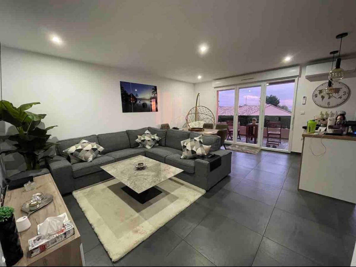 Appartement Large And Beautiful With Panoramic Sea Views *