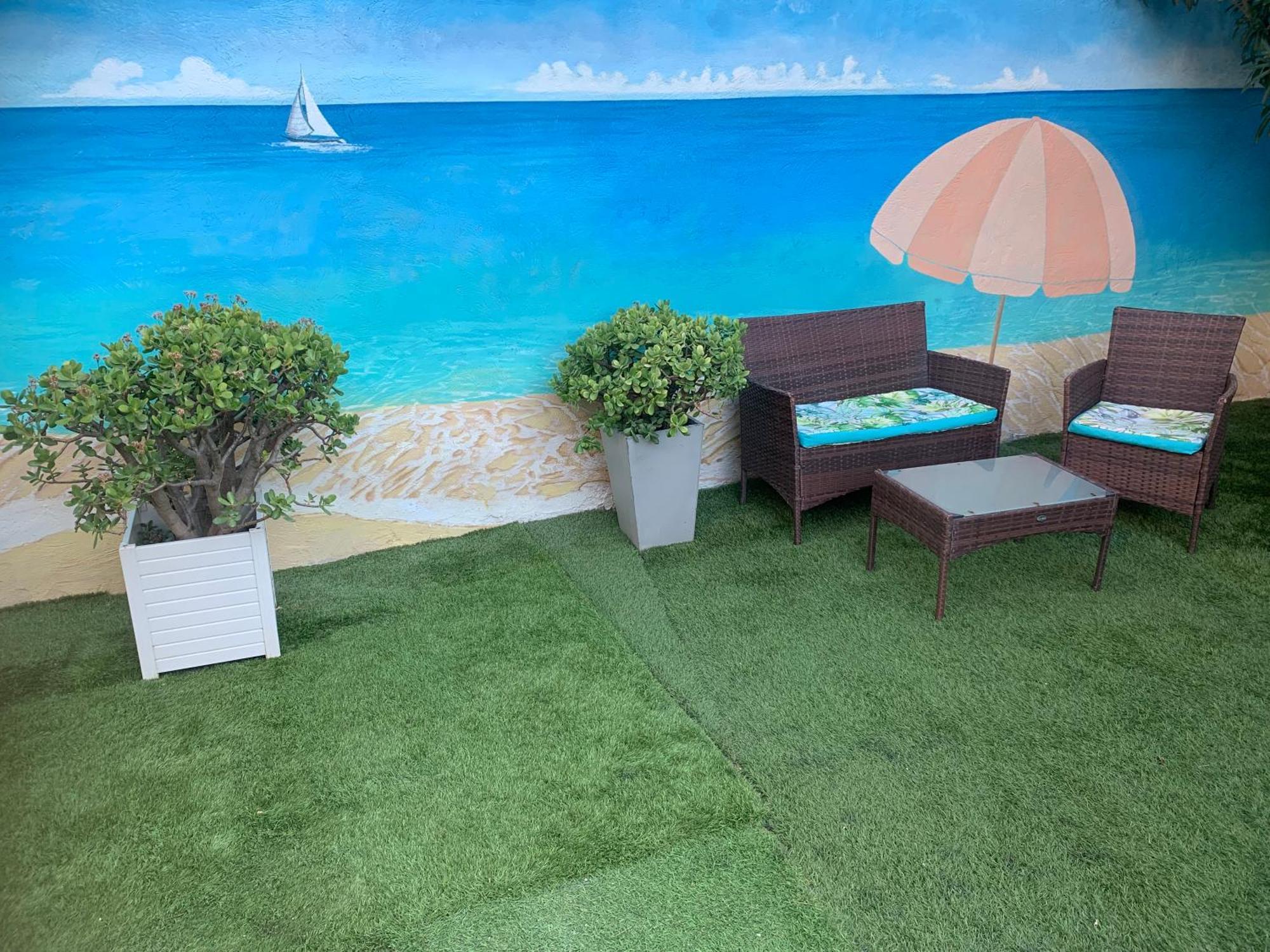 Sidonie : Jardin+jacuzzi En Ete, A 17min A Pied Hébergement de vacances