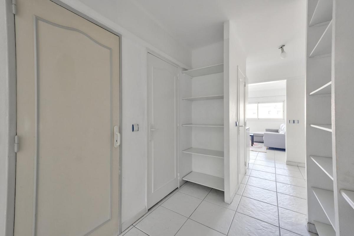 Apartment T3 Avec Balcon Proche De La Place Castellane Marseilles