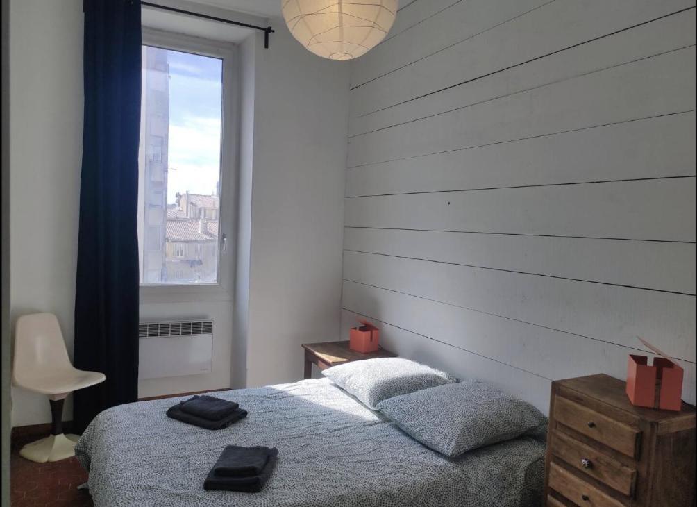 T3 - Metro Chartreux 10alt Appartement