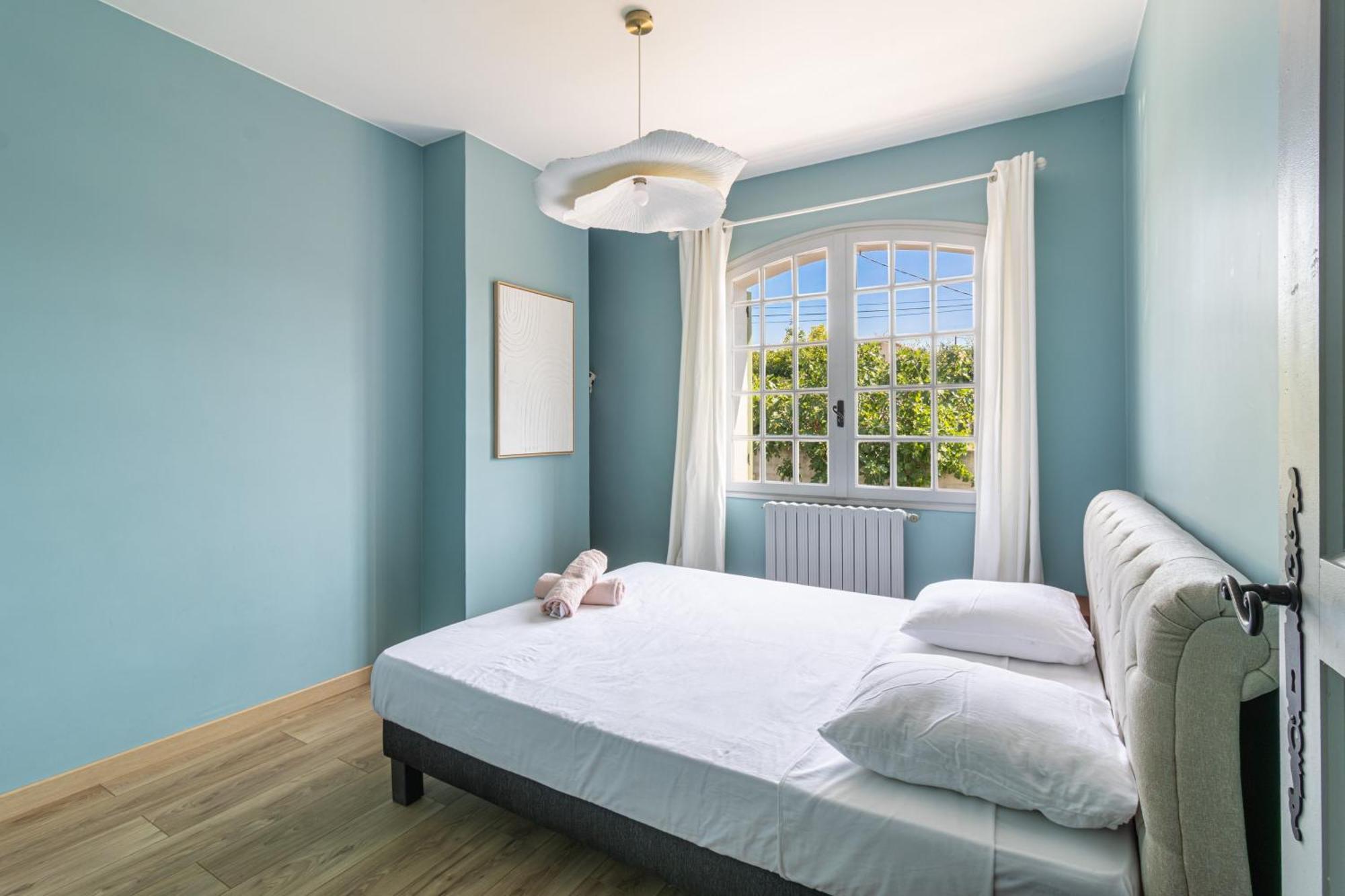 Hébergement de vacances Charmante Maison Sur *