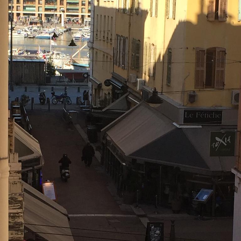 Les Mats Du Port * Marseilles