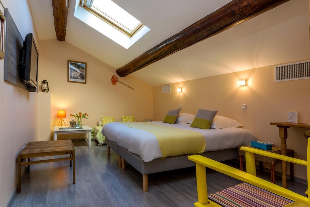 Les De Jeannette Bed & Breakfast 2*