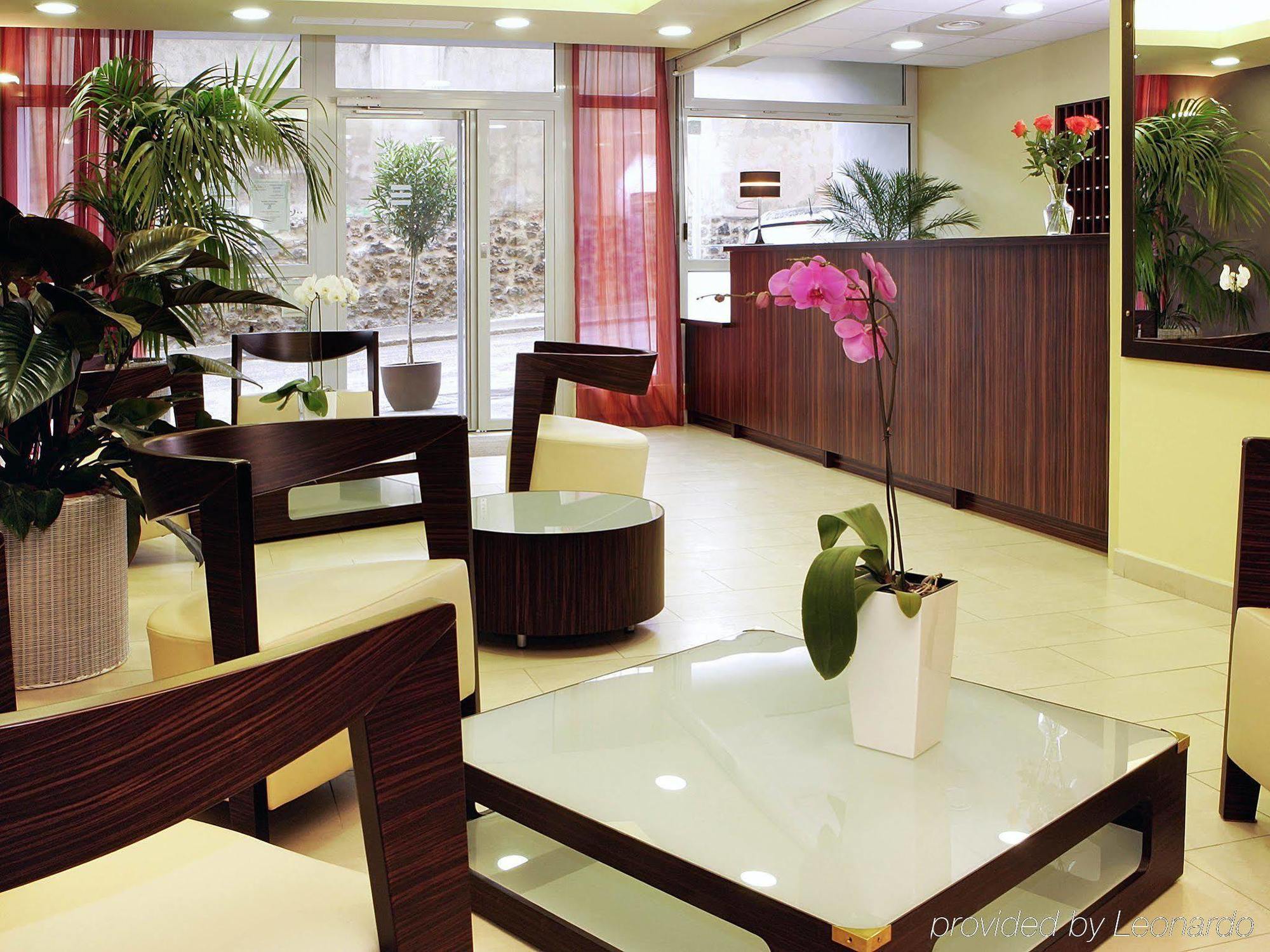 Aparthotel Adagio Access Saint Charles Marseilles