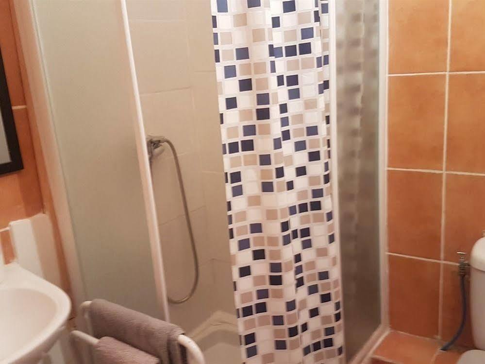 Des Allees Hotel 3*