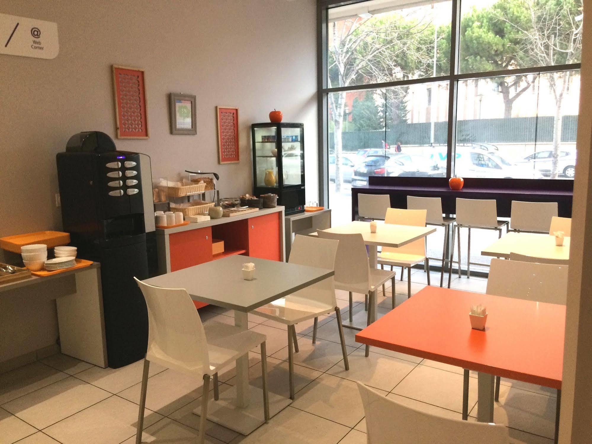 Aparthotel Montempo Centre Euromed Marseilles