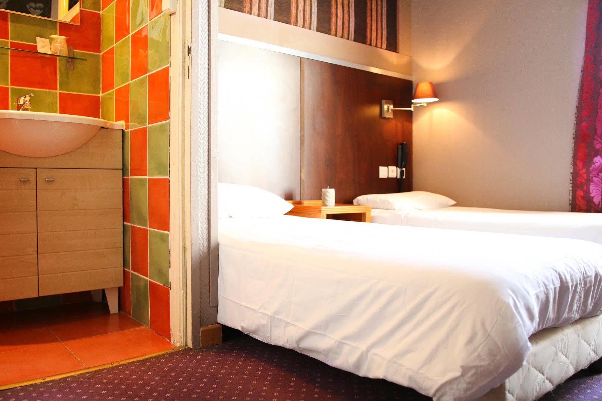 Hotel Du Pharo 2*