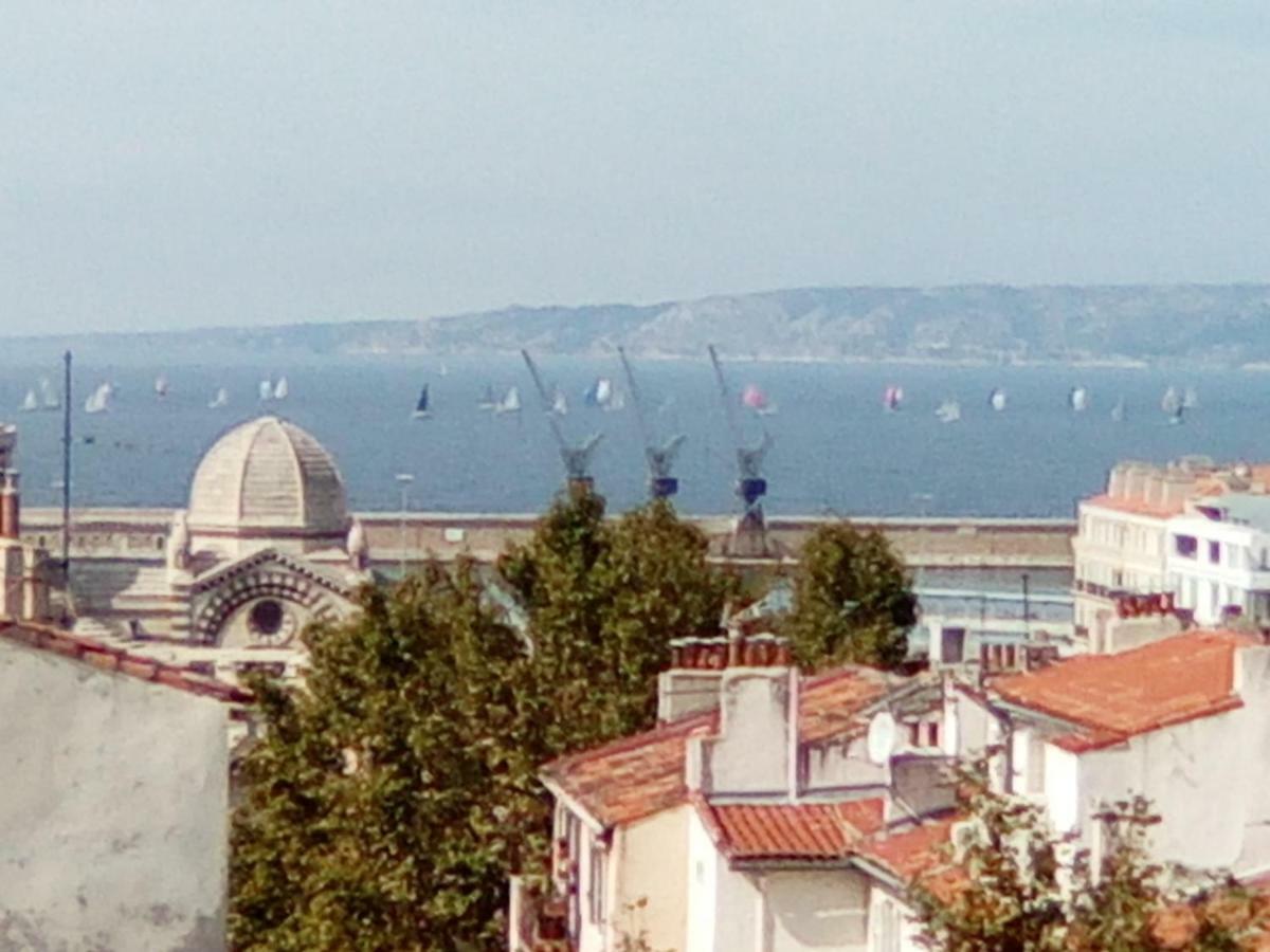 Tranquille Au Panier Face A La Mer Apartment Marseilles