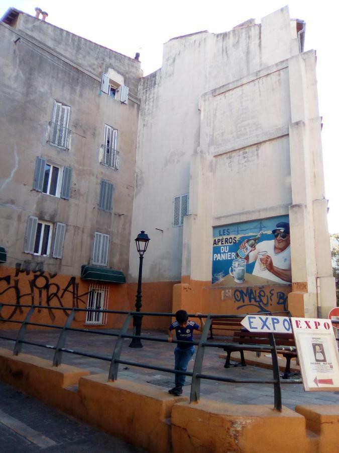 Apartment Tranquille Au Panier Face A La Mer *
