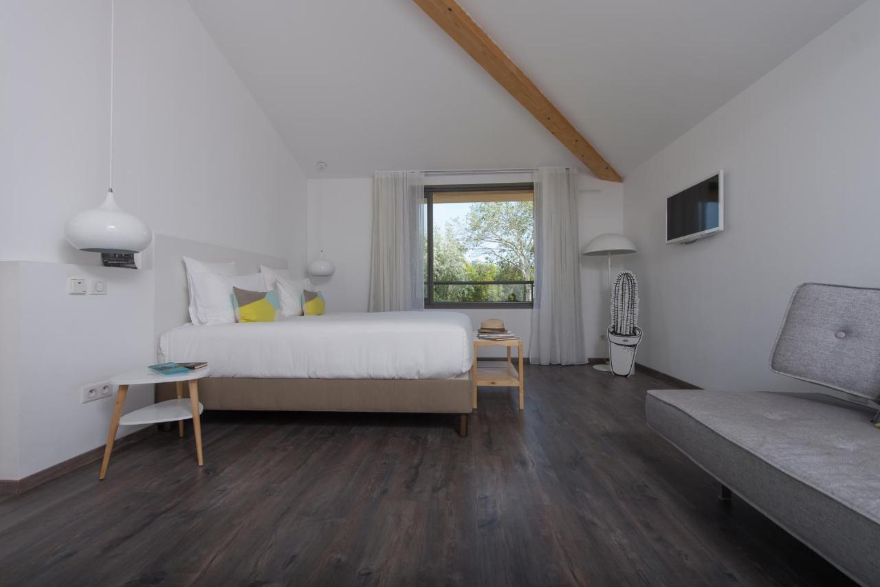 96 Hotel Marseilles