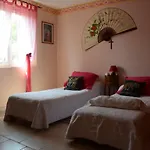 Chez Regine Et Gregoire