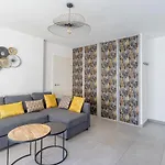 Panier, Major, Appartement De 47 M2, Parking Et Terrasse