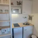 Fully Equipped Apartment St Charles Station