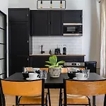 Imhost - Appartement Luxueux Climatise -Marseille -Le Panier