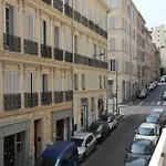 Longchamp -Bel Appartement Hyper Centre