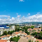 Tres Bel Appartement Renove, Grande Terrasse Vue Mer