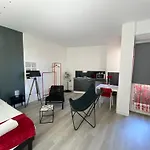 Bienvenus A These - Love Room