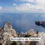 T4 Plein Coeur De Marseille Avec Vue Notre Dame