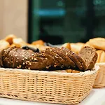Toyoko Inn Marseille Saint Charles
