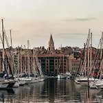Escale Oceania Marseille Vieux Port