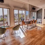 Maison Sur Les Toits A Marseille