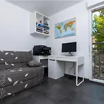 Large And Beautiful Apartment With Panoramic Sea Views