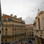Les Appartements Du Vieux-Port: Appartement Haussmannien