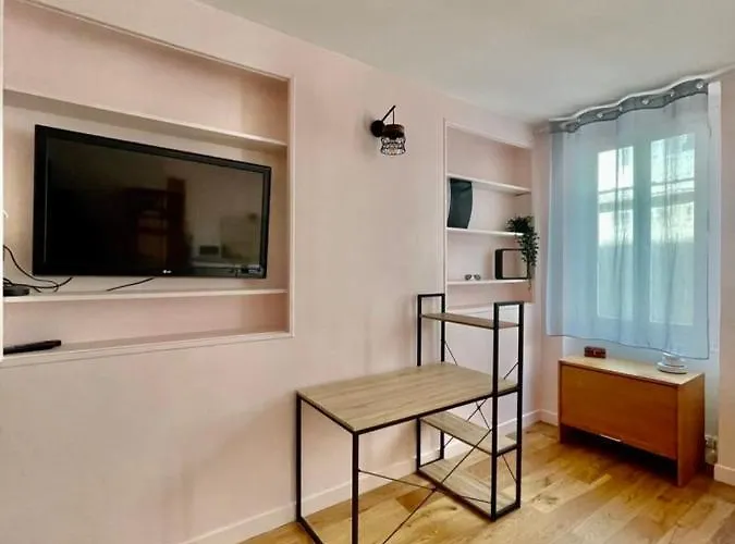 Charming Studio Near The Old Port