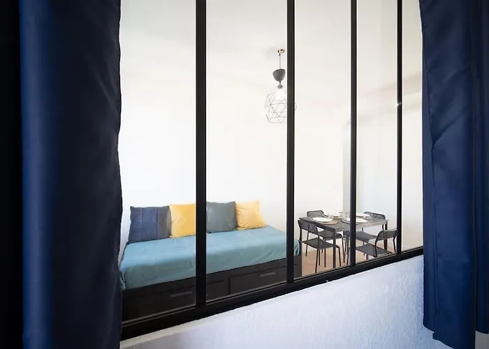 Fully Equipped Apartment Parc Longchamp