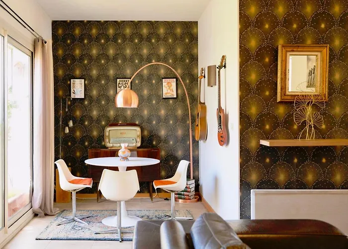Bel Apt De Standing Et Lumineux A Marseille By Weekome