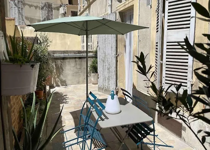 Marseille Cote Cour