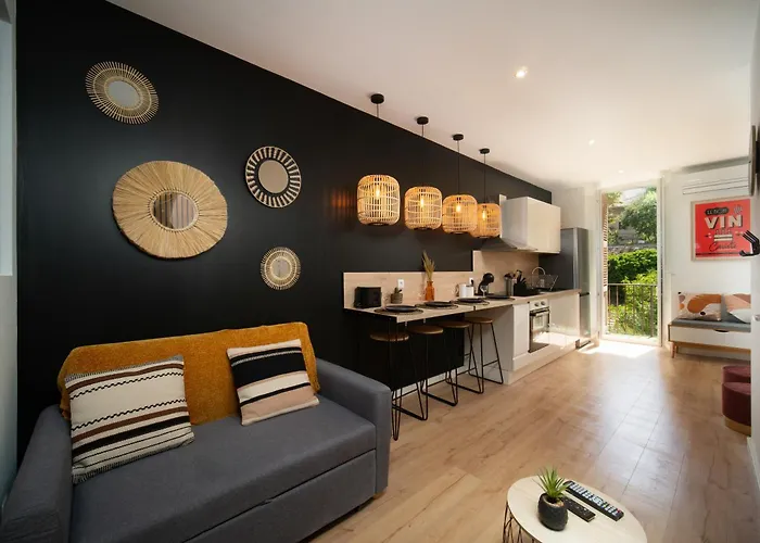 Appartement Climatise 2 Chambres Avec Parking A 10Min A Pieds De La Gare St Charles