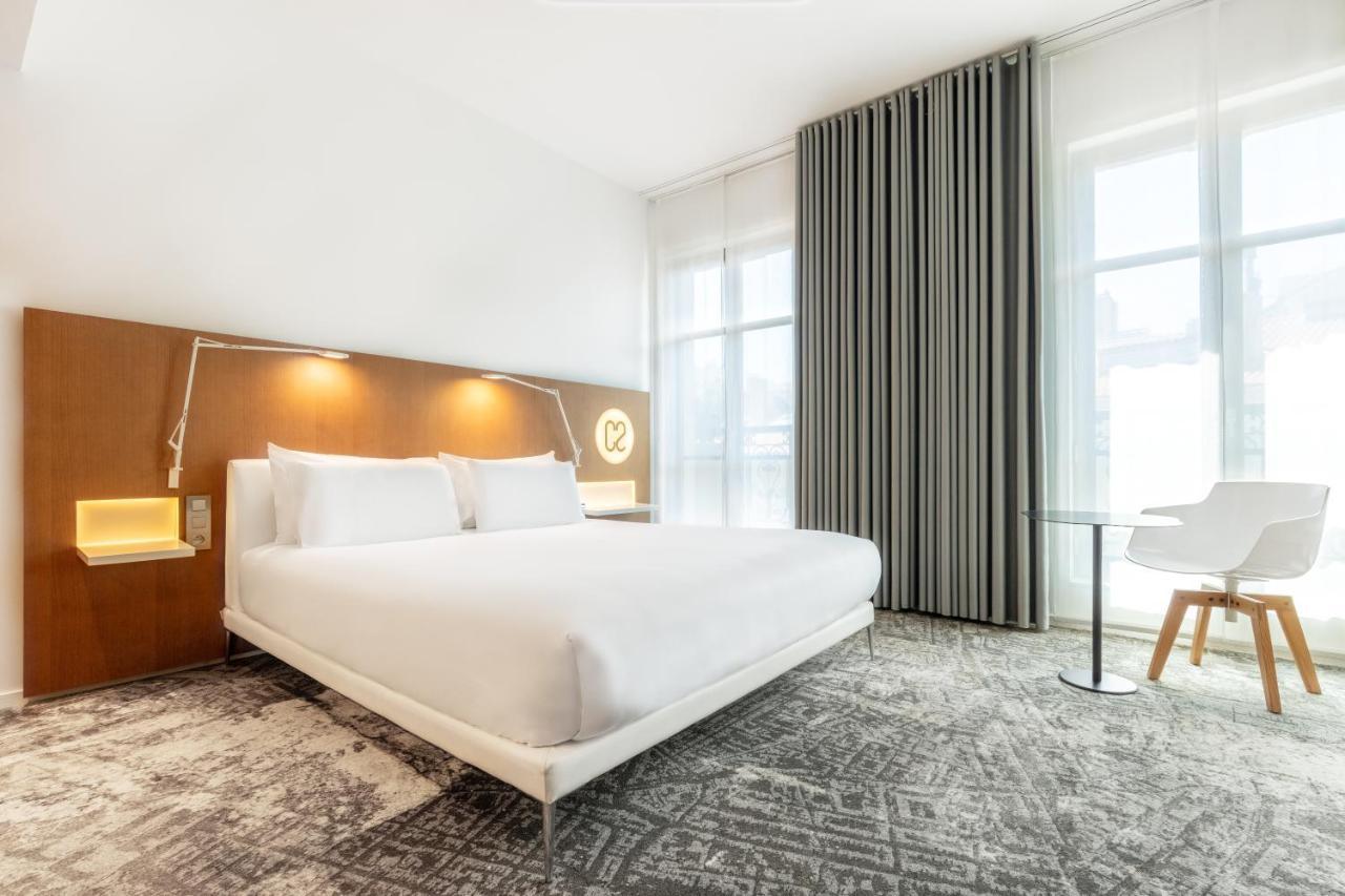 C2 Hotel
