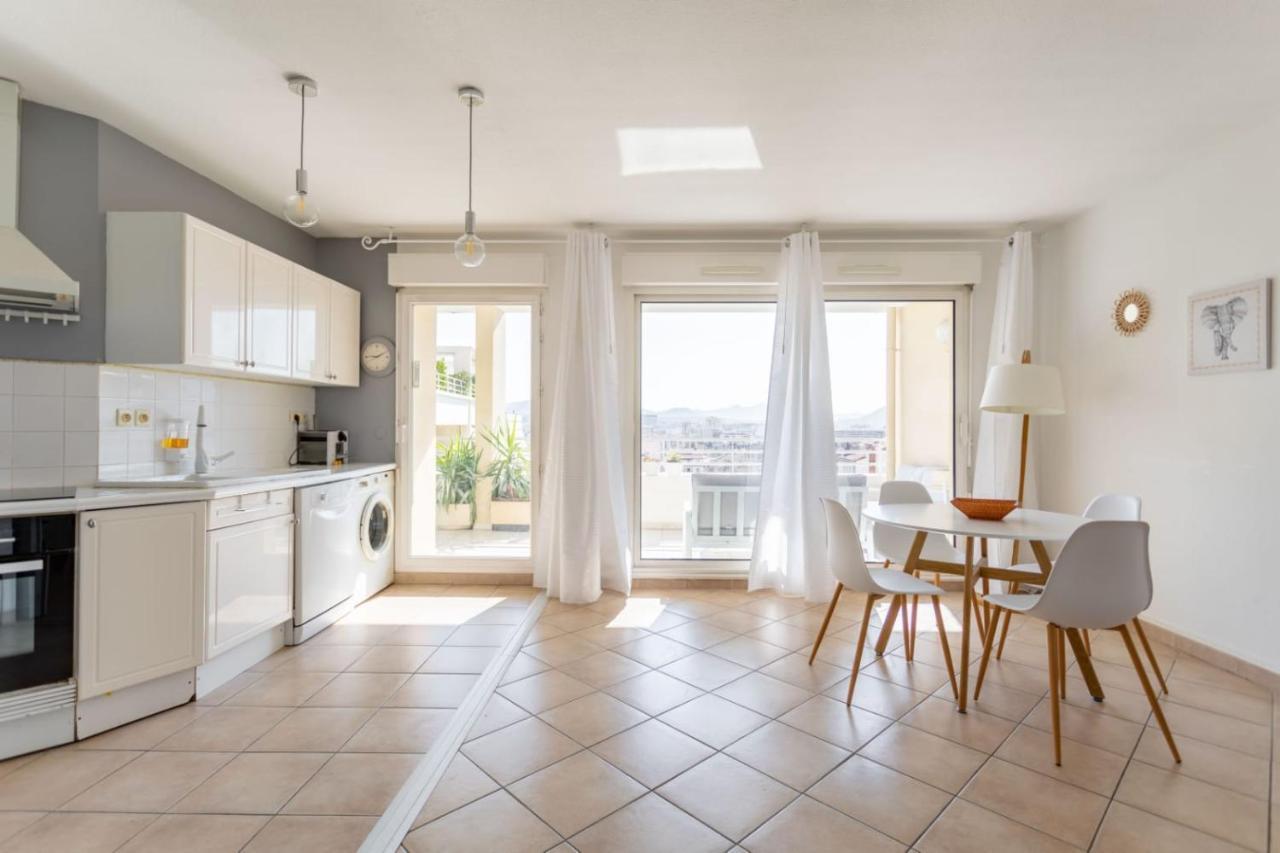 Apartment Standing 4 Pers Clim Parking Marseilles
