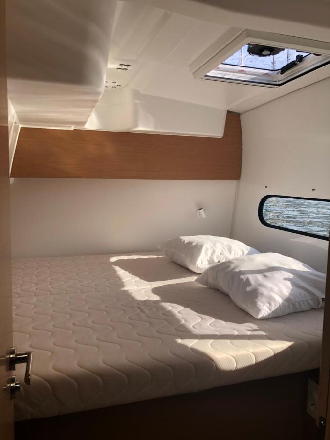 Nuit à Bord D'un Catamaran Bateau-hôtel