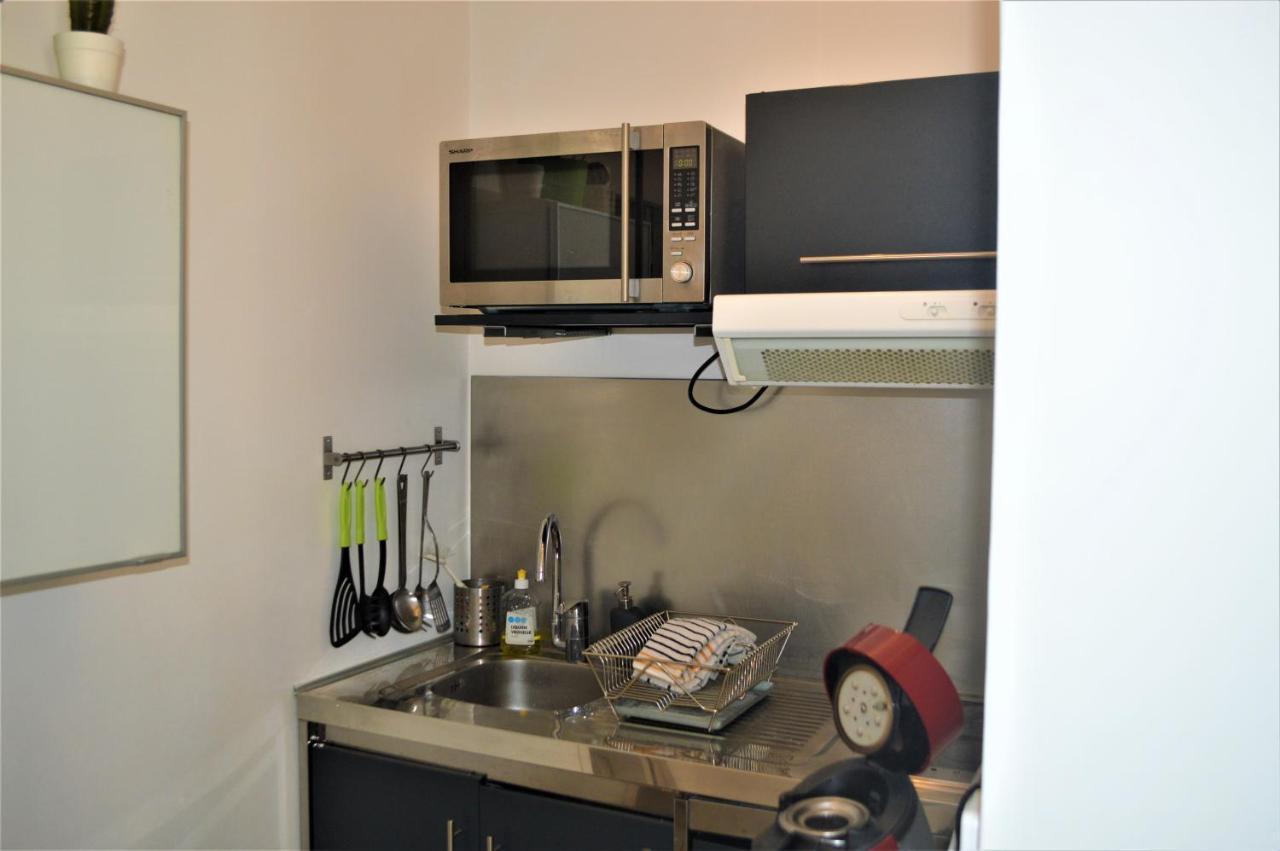 Charles De Gaulle - Vieux Port Apartment Marseilles