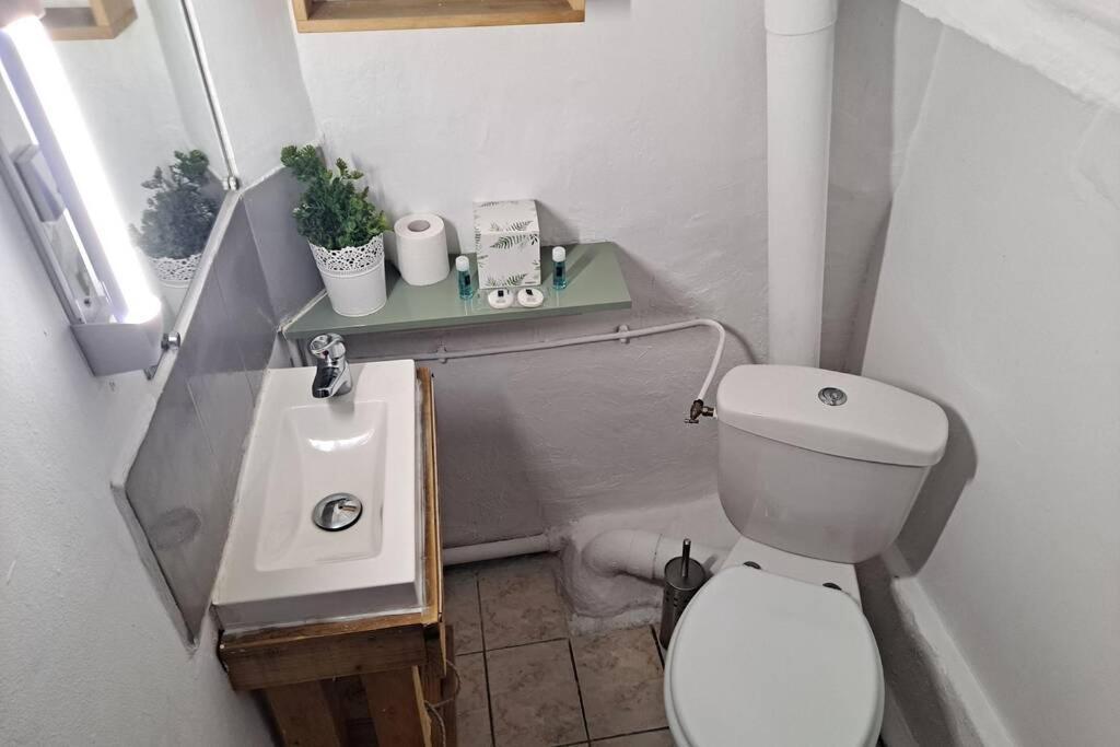 Studio A 10 Min A Pied Notre-dame De La Garde * Marseilles