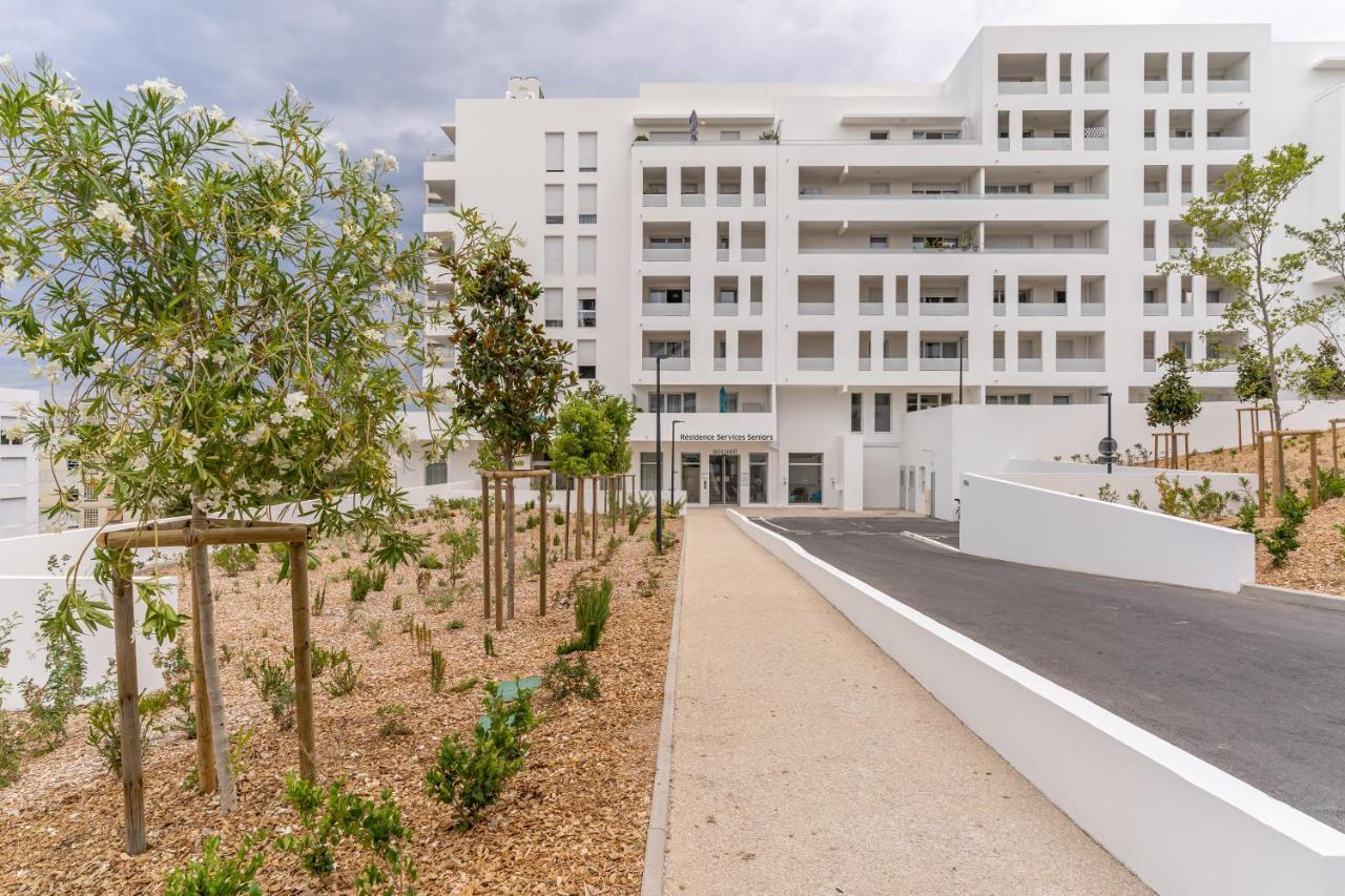 Résidence Services Seniors Les Jardins D'arcadie 9 *