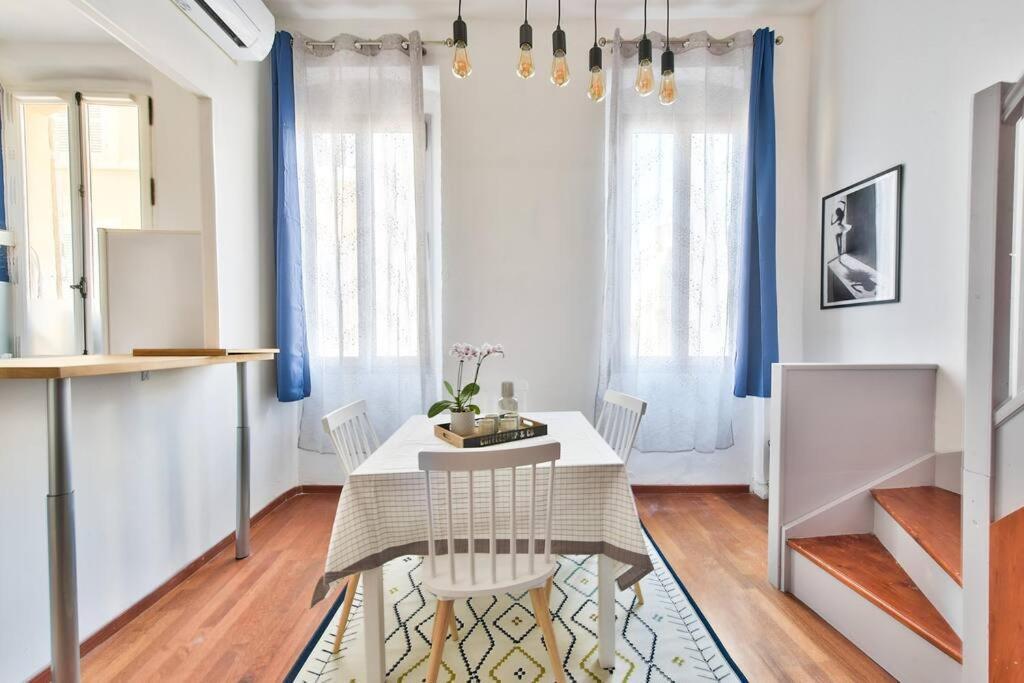 Superbe Mezzanine Au Cœur Du Panier Appartement Marseille