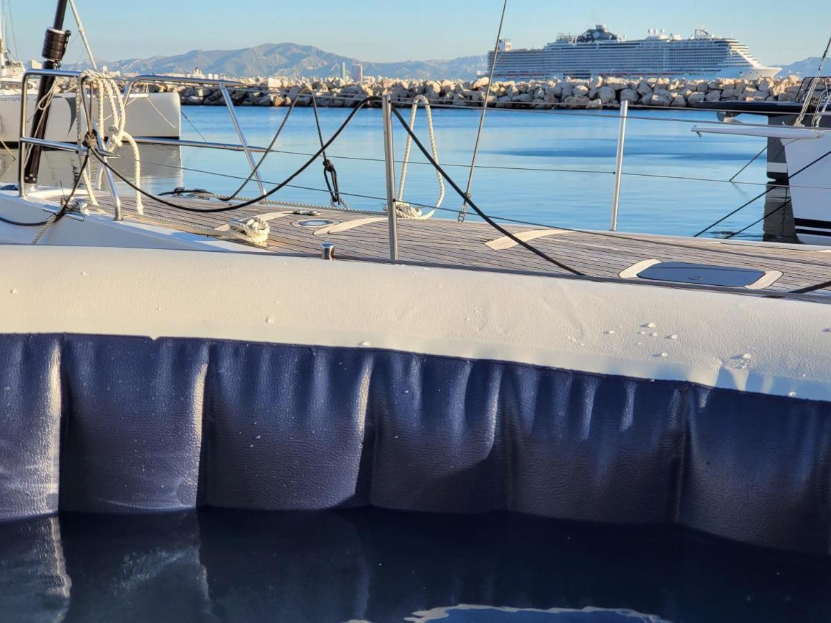 Botel Le Reve Du Large *