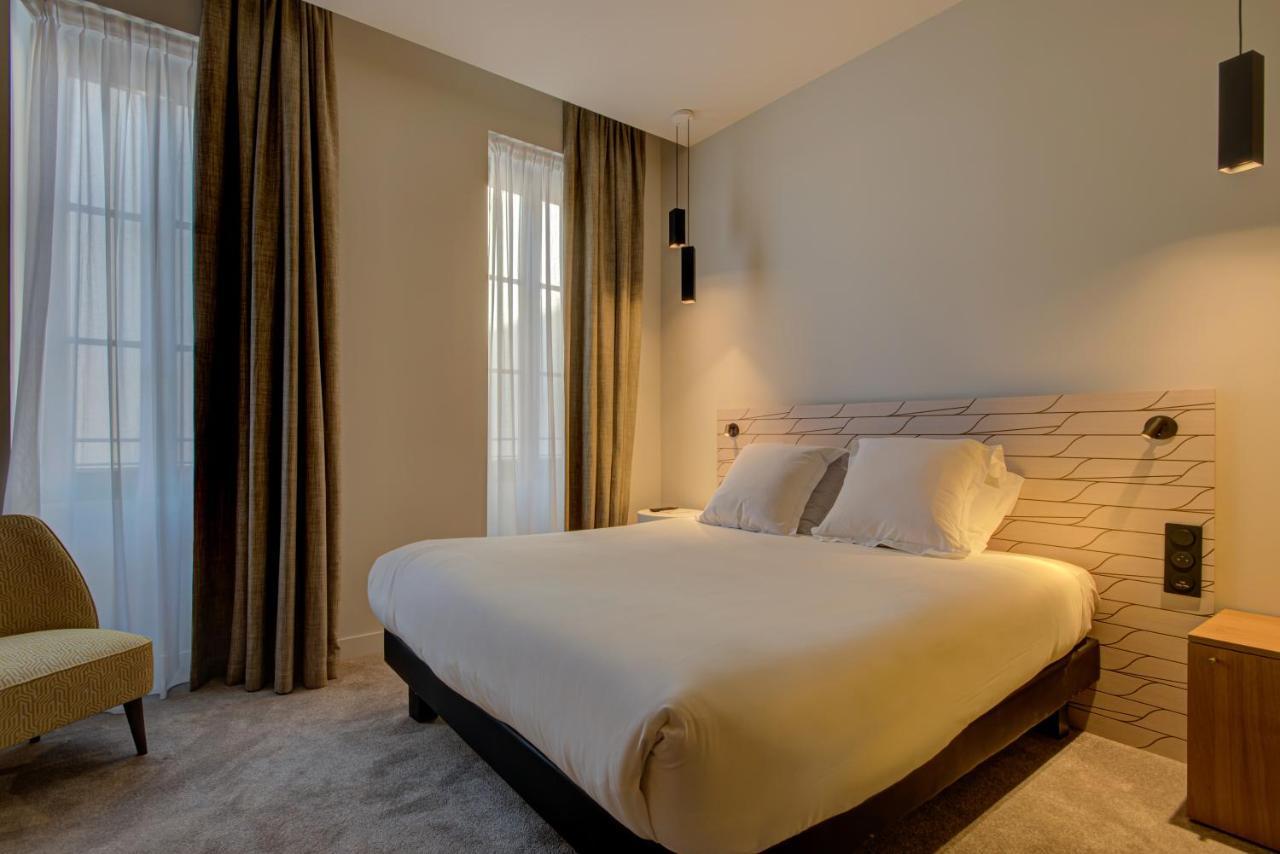 Alex & Hotel Marseilles