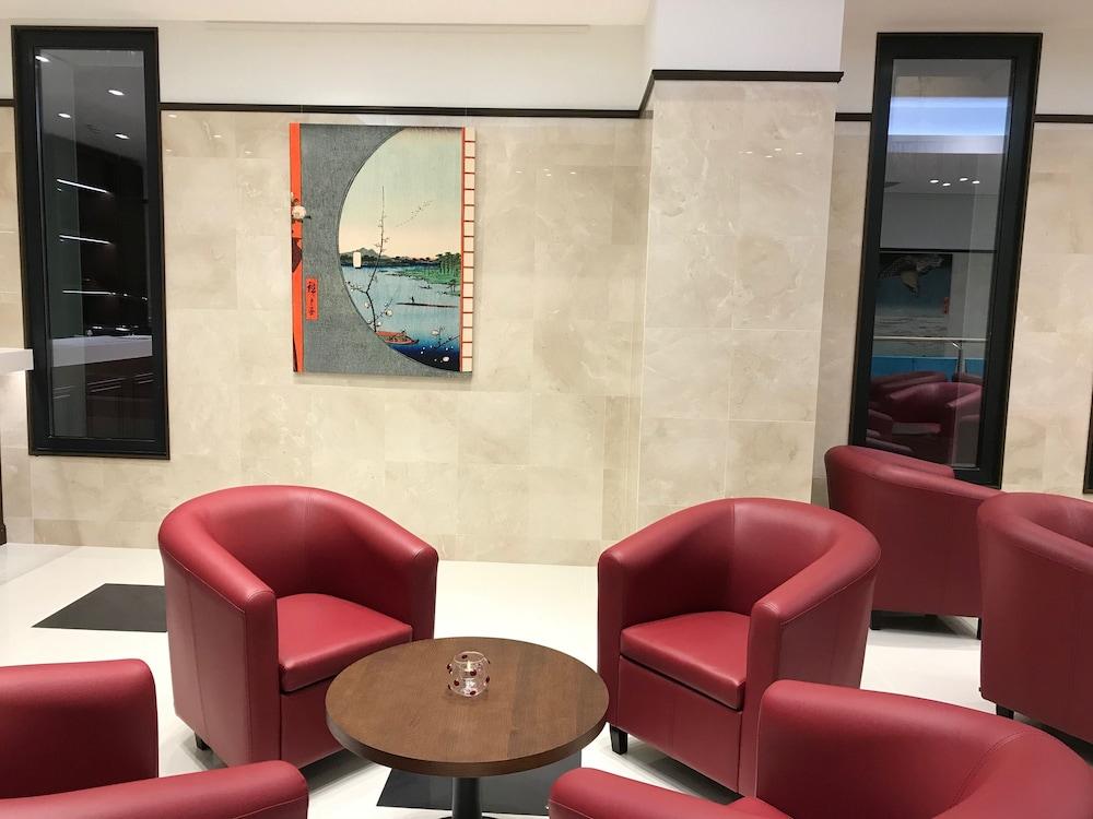 Toyoko Saint Charles Hotel 3*